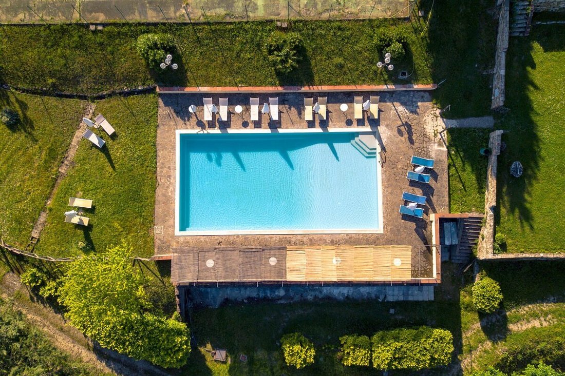 Estate in Castellina in Chianti, Tuscany, Italy 3 - 16622860