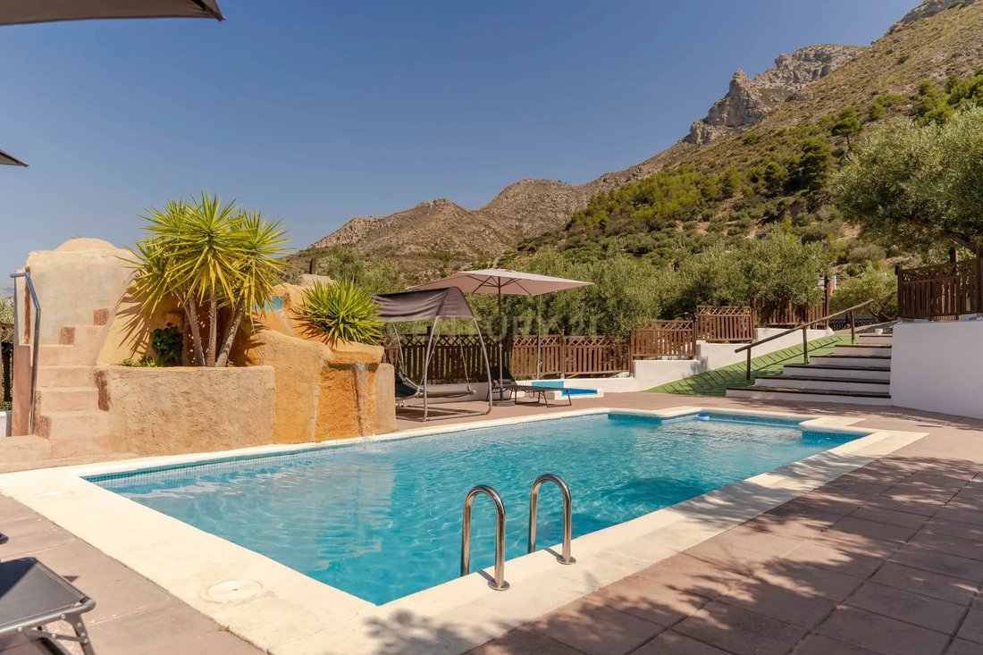 Villa in Itrabo, Andalusia, Spain 3 - 14494428