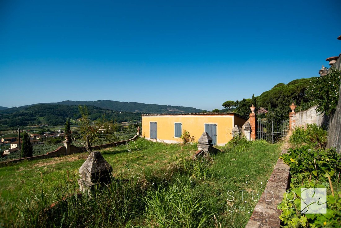 Villa in Spazzavento - Pontelungo, Pistoia, Italy 4 - 16625631