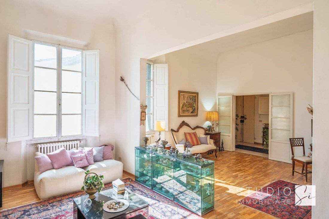 Apartment in Center, Florence, Tuscany 4 - 16625252