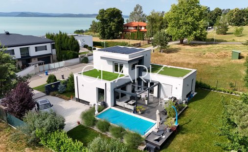 House in Balatonszárszó, Hungary 1