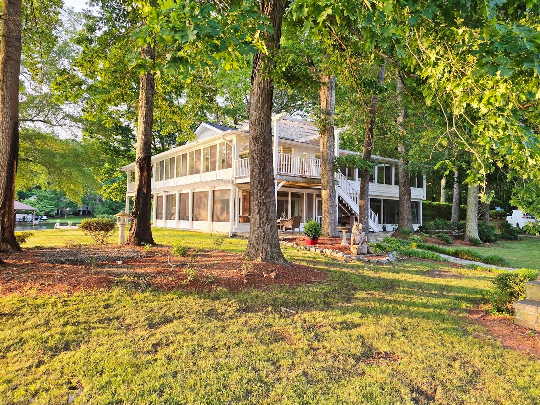 House in Littleton, North Carolina, United States 2 - 16631015