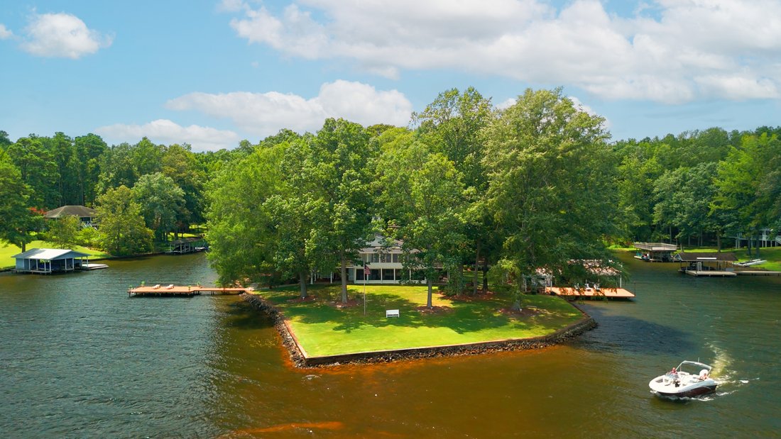 House in Littleton, North Carolina, United States 1 - 16631015