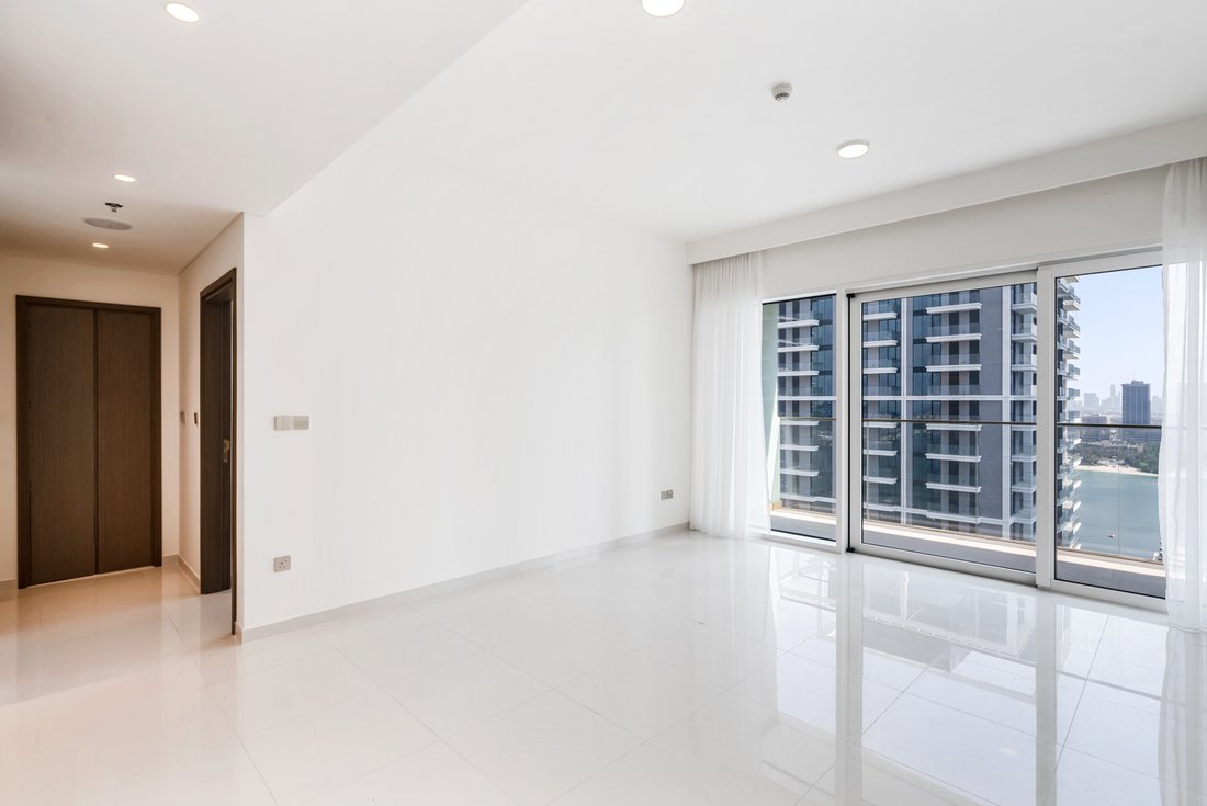 Apartment in Dubai Harbour, Dubai, United Arab Emirates 3 - 16629196