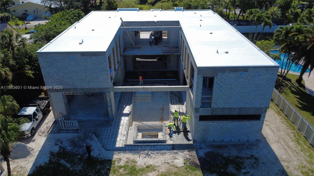 House in Miami, Florida, United States 5 - 16637710