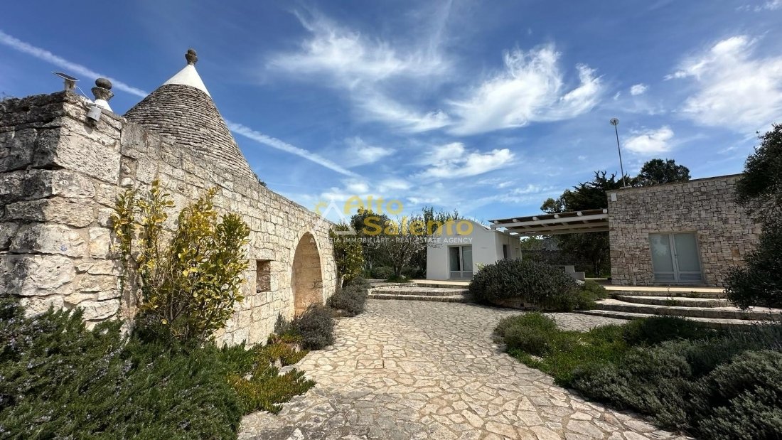 Country House in Ceglie Messapica, Apulia, Italy 1 - 16629603