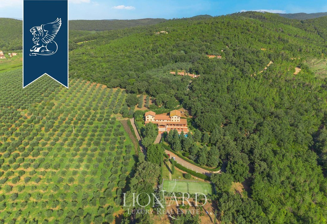 Villa in Massa Marittima, Tuscany, Italy 2 - 16634799