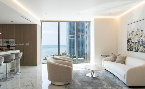 Condo in Golden Beach, Florida, United States 1