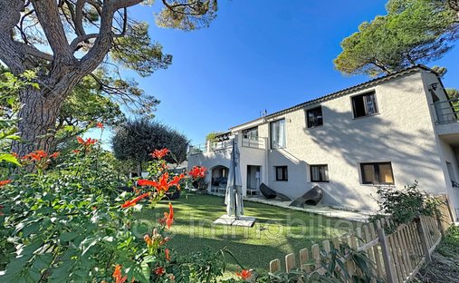 Villa in Mougins, Provence-Alpes-Côte d'Azur, France 1
