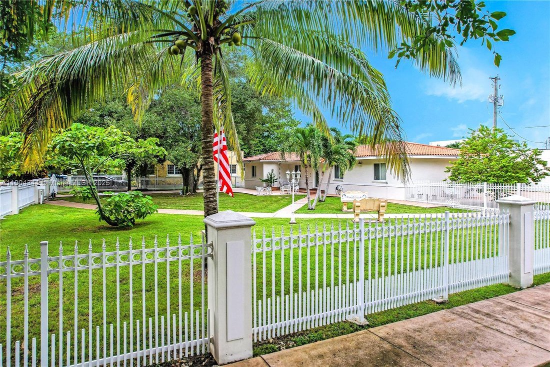 House in Coral Gables, Florida, United States 3 - 16640299