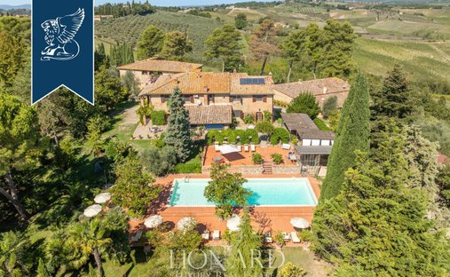 Villa in Monteriggioni, Tuscany, Italy 1