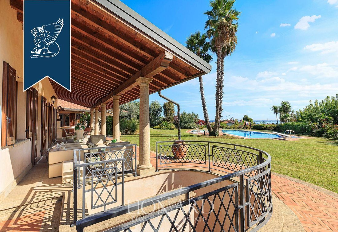 Villa in Hill Zone, Padenghe sul Garda, Lombardy 5 - 16634493