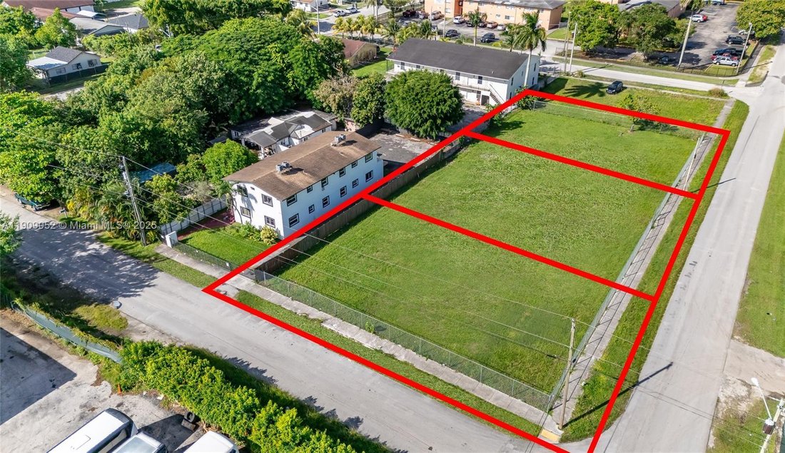 Homestead, Florida, United States 2 - 16639547
