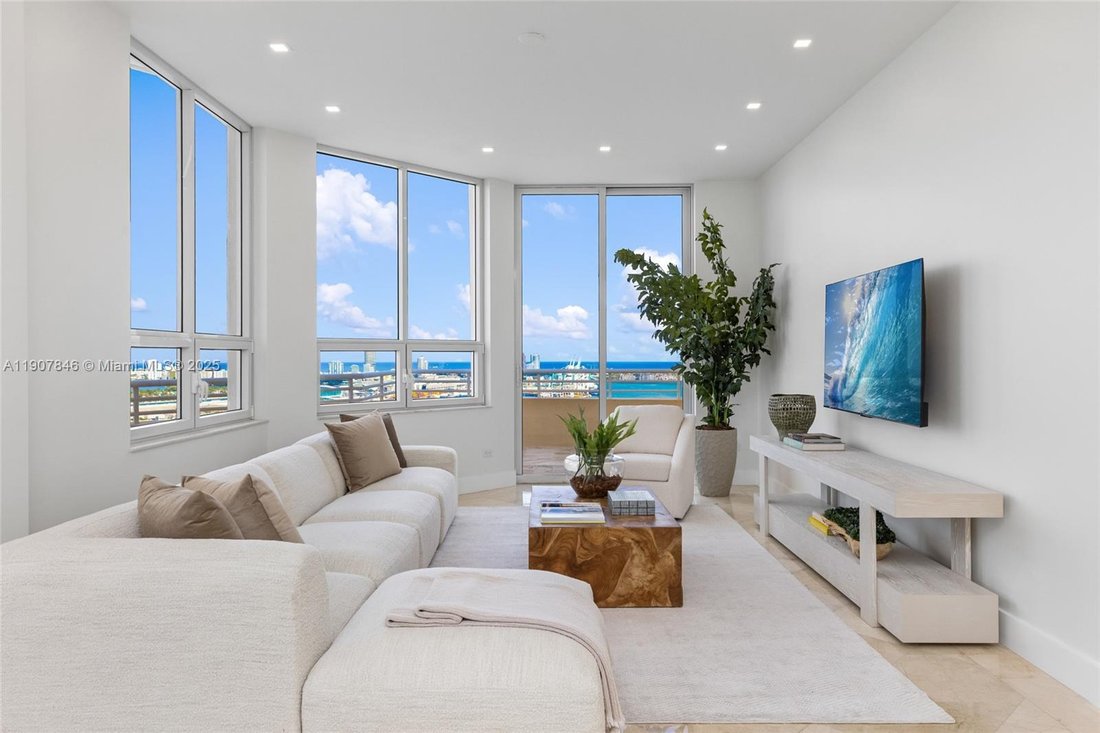 Condo in Miami, Florida, United States 5 - 16638462