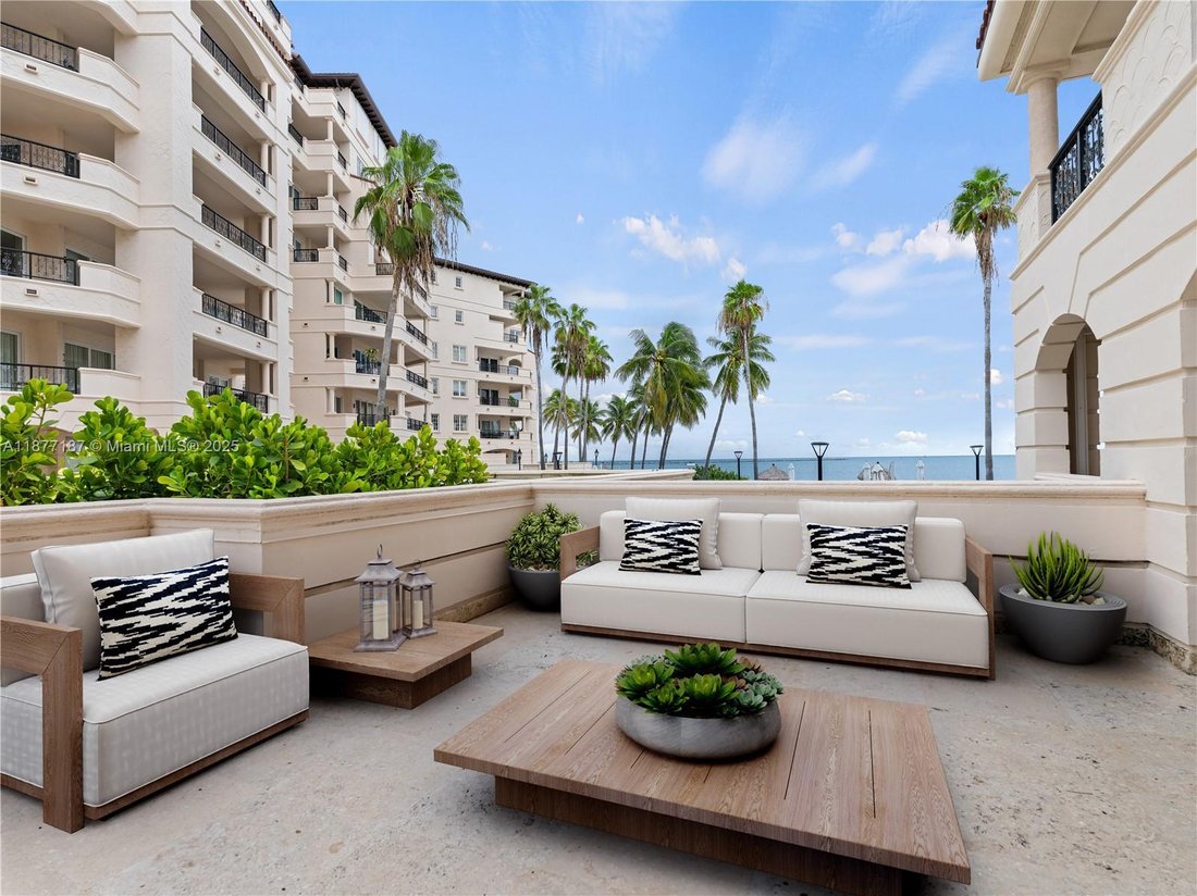 Condo in Miami Beach, Florida, United States 2 - 16636888