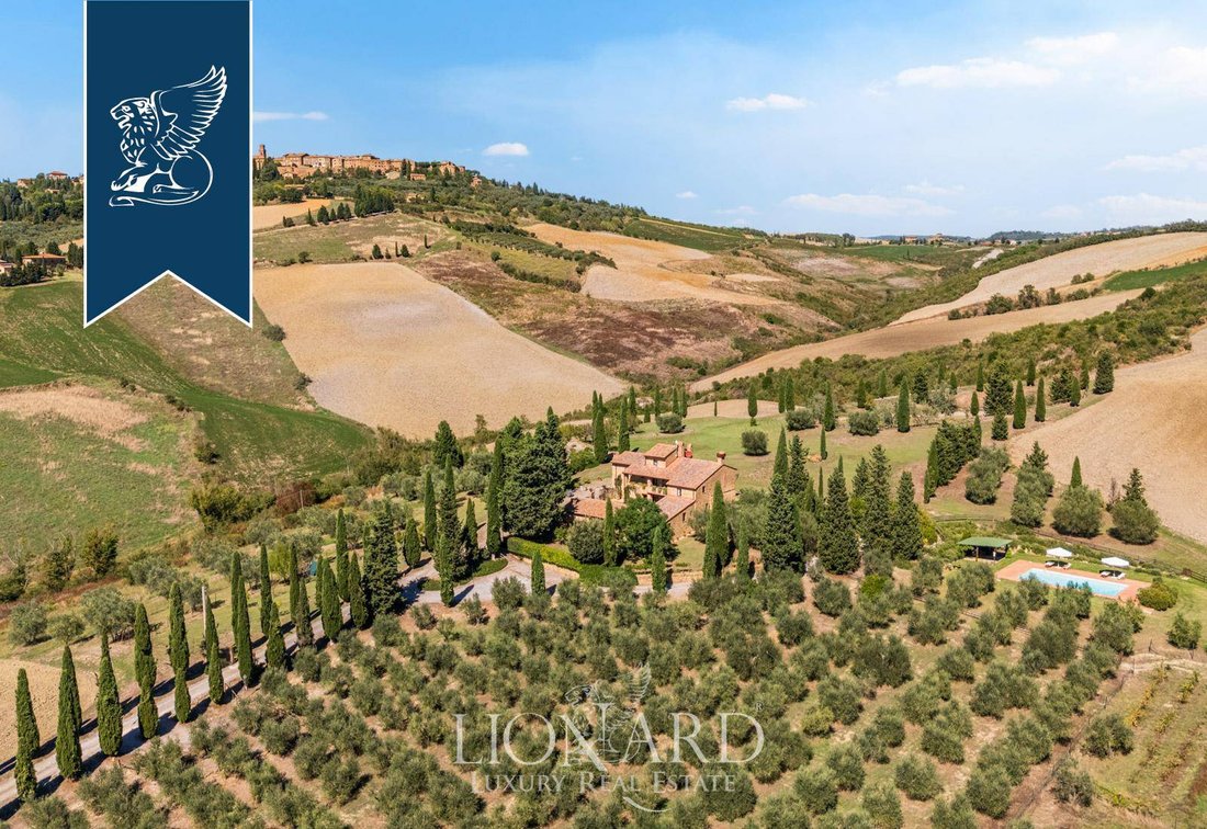 Villa in Pienza, Tuscany, Italy 2 - 16634636