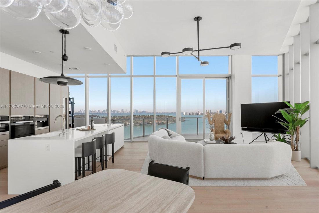 Condo in Miami Beach, Florida, United States 1 - 16636184