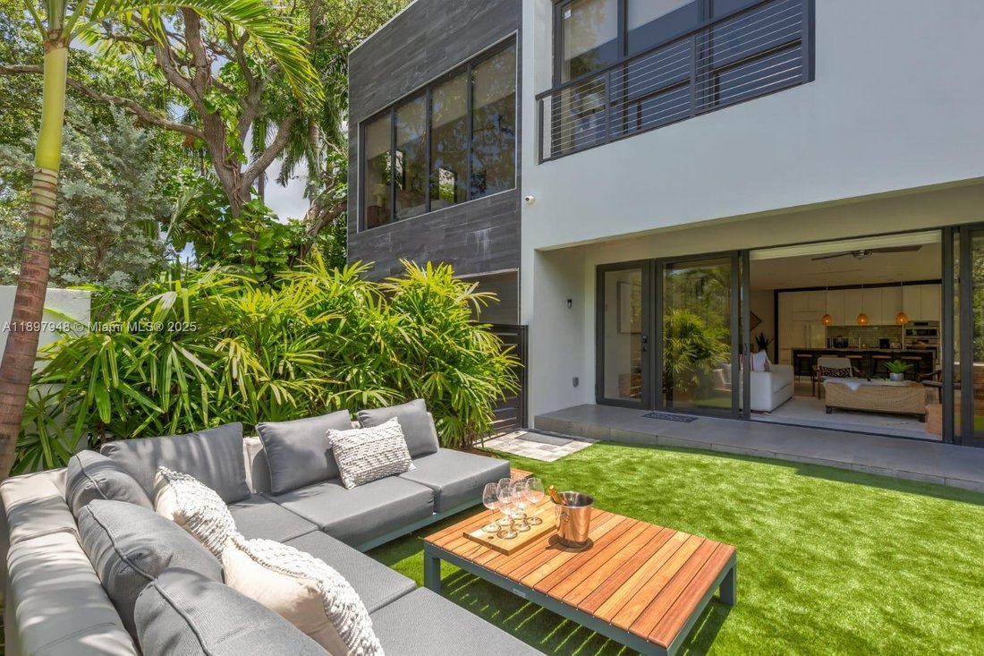 Townhouse in Fort Lauderdale, Florida, United States 2 - 16640254