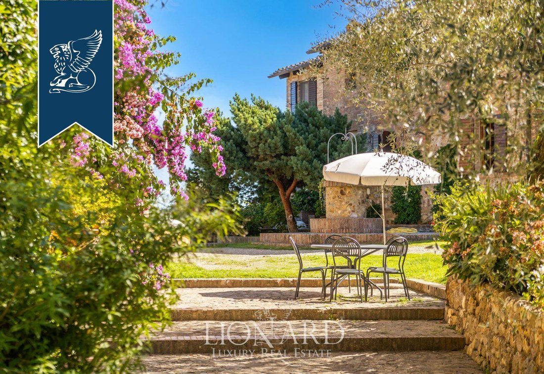Villa in Monteriggioni, Tuscany, Italy 4 - 16634737