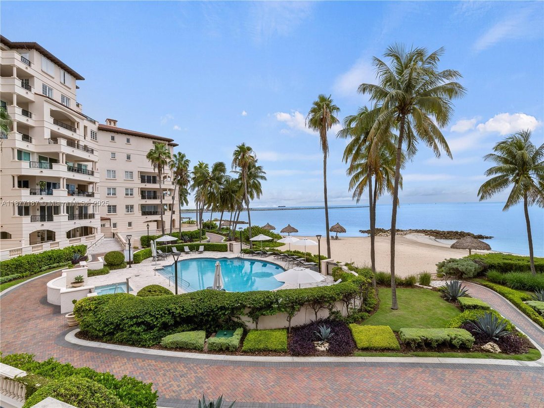 Condo in Miami Beach, Florida, United States 4 - 16636888