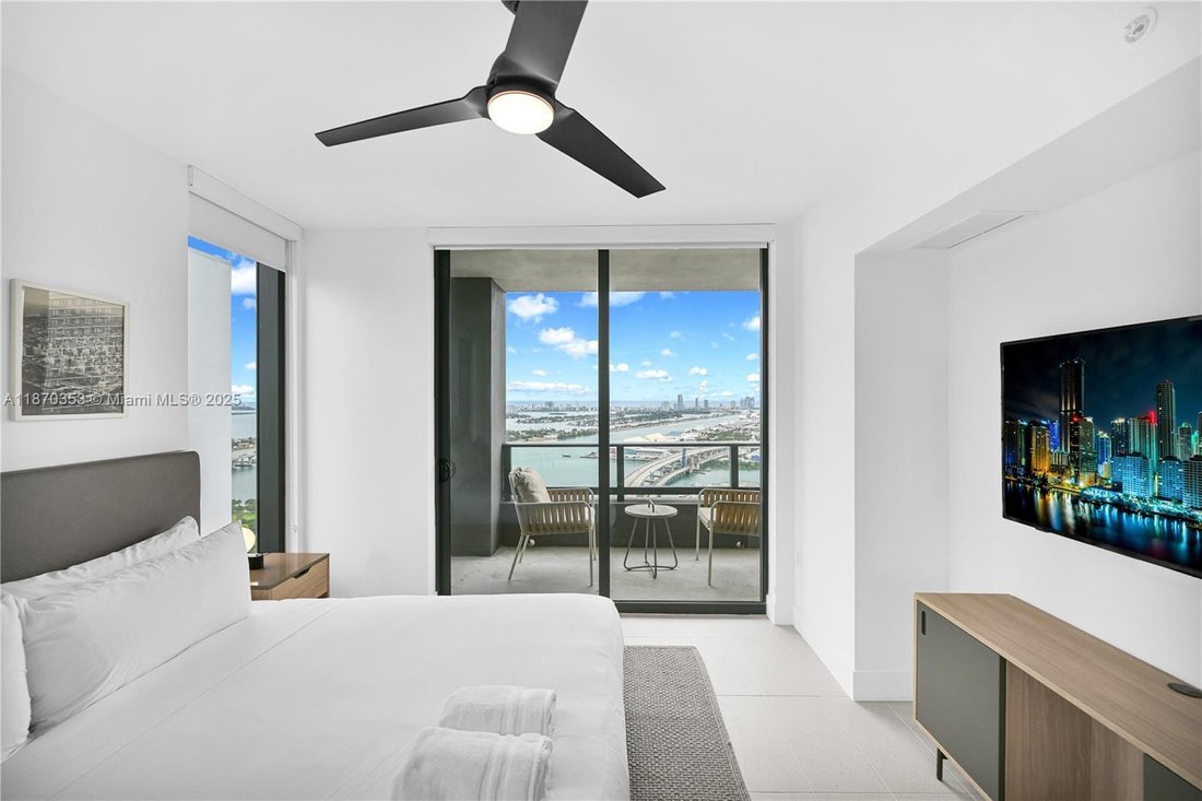 Condo in Miami, Florida, United States 1 - 16635930