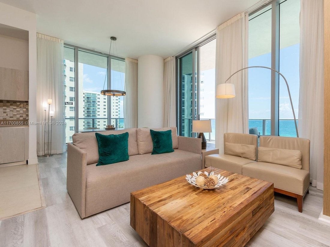 Condo in Hollywood, Florida, United States 2 - 16637457