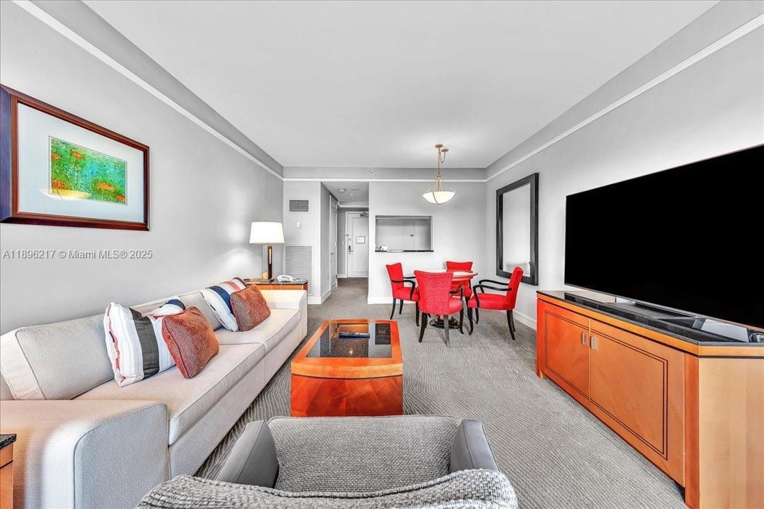 Condo in Miami, Florida, United States 5 - 16639505