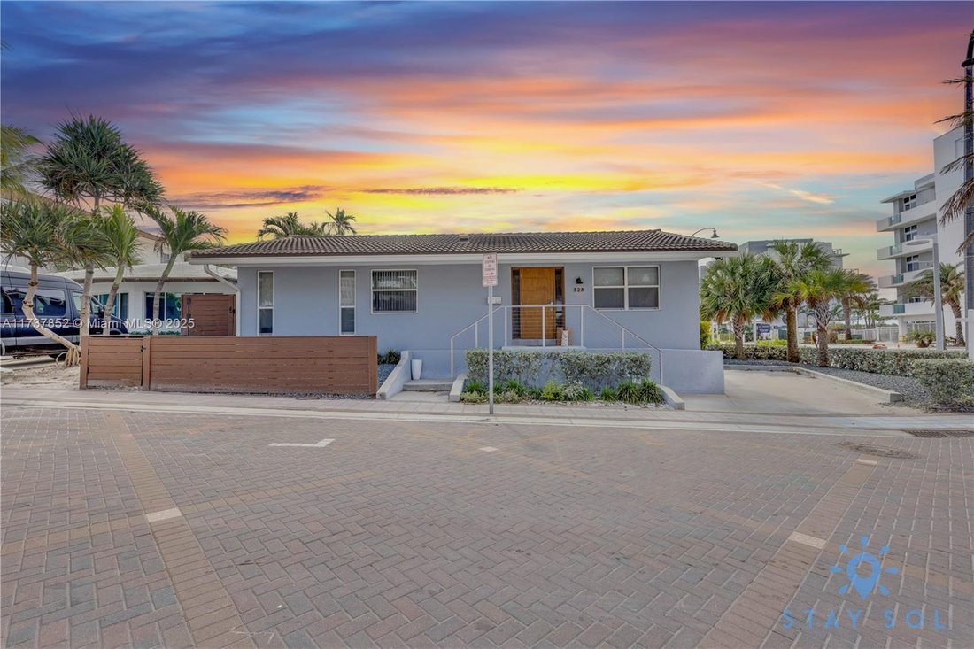 House in Hollywood, Florida, United States 5 - 16635707
