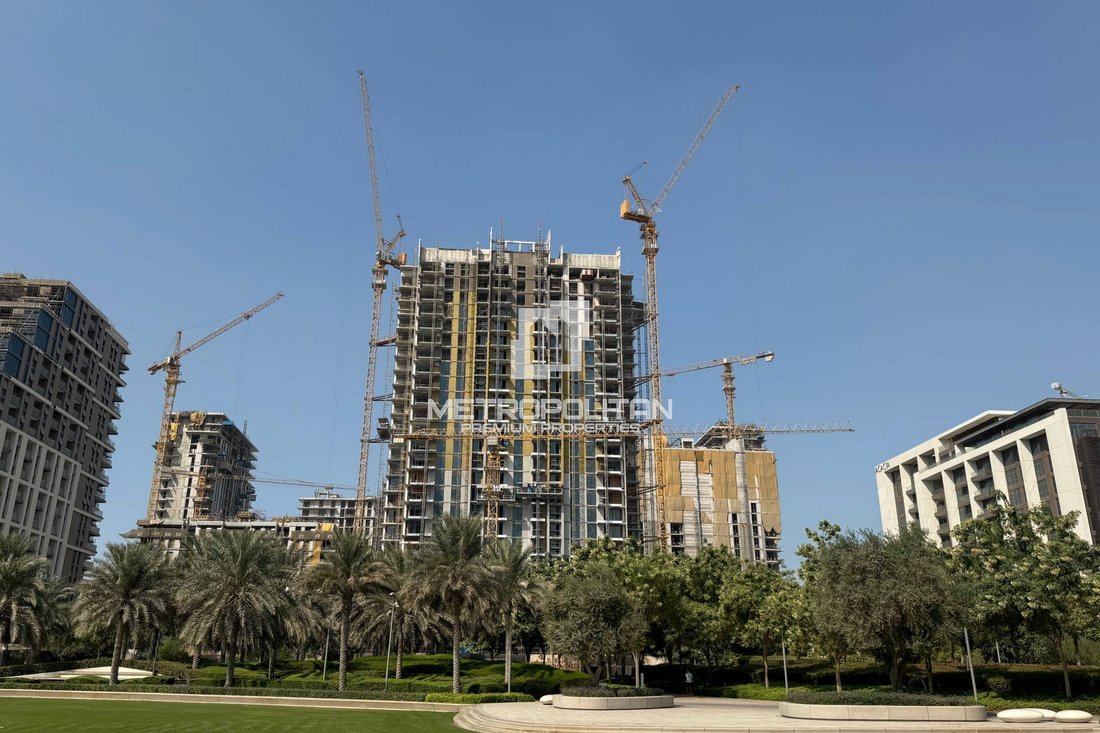 Apartment in Downtown Dubai, Dubai, United Arab Emirates 1 - 16618072