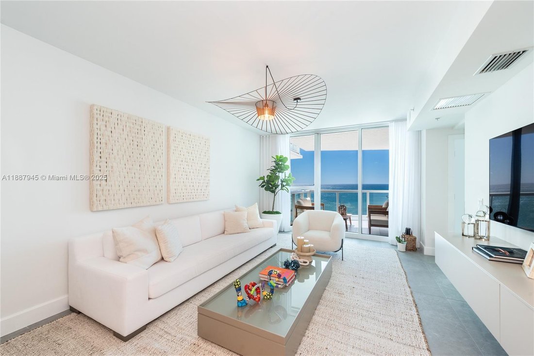 Condo in Miami Beach, Florida, United States 1 - 16636941