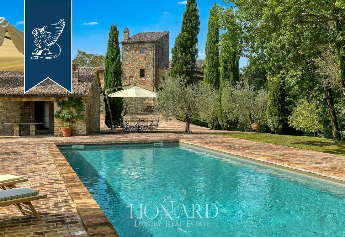 Villa in Montelaguardia, Perugia, Italy 2 - 16635154