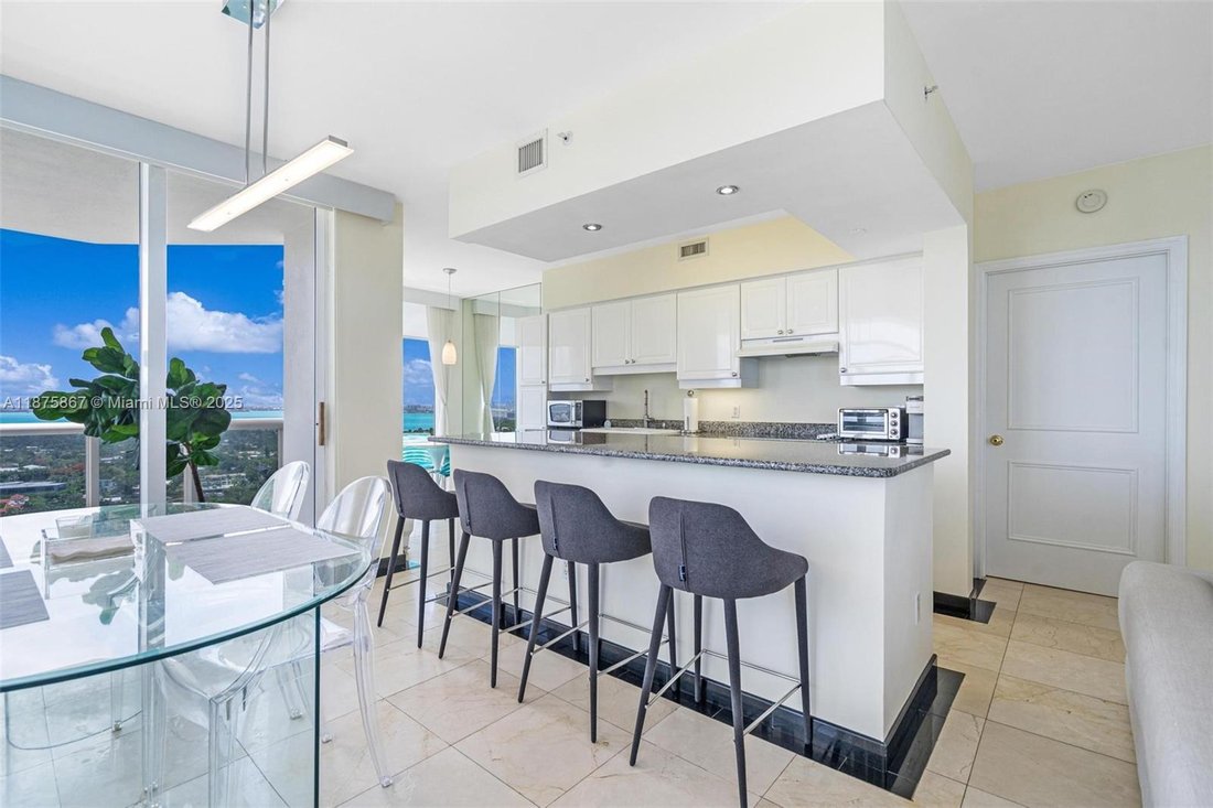 Condo in Miami Beach, Florida, United States 3 - 16636402