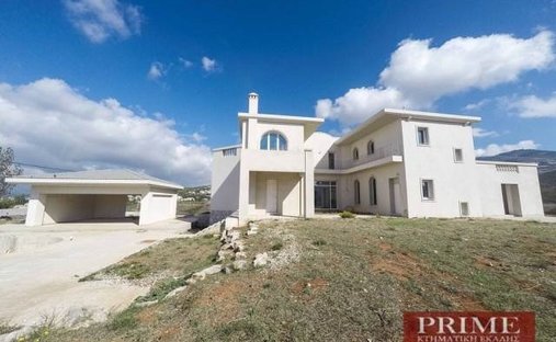 House in Kifisia, Attica, Greece 1
