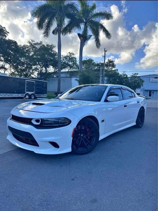 Sedan in Miami, FL, United States 3 - 15287955