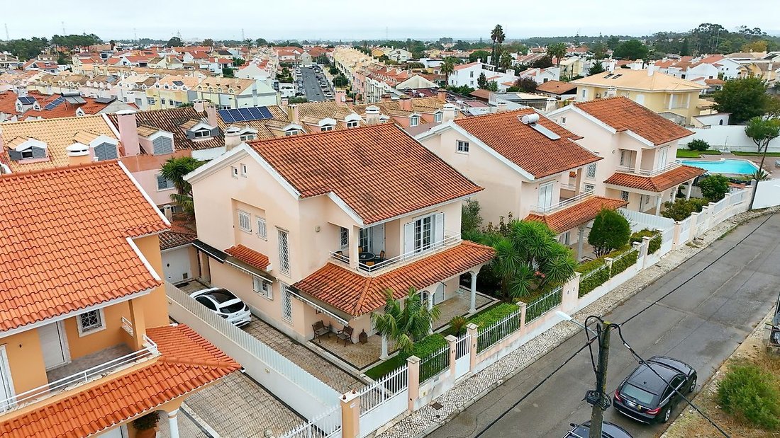 House in Charneca de Caparica e Sobreda, Setubal, Portugal 5 - 16630171
