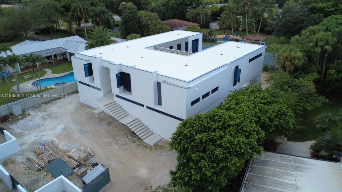 House in Miami, Florida, United States 2 - 16637710