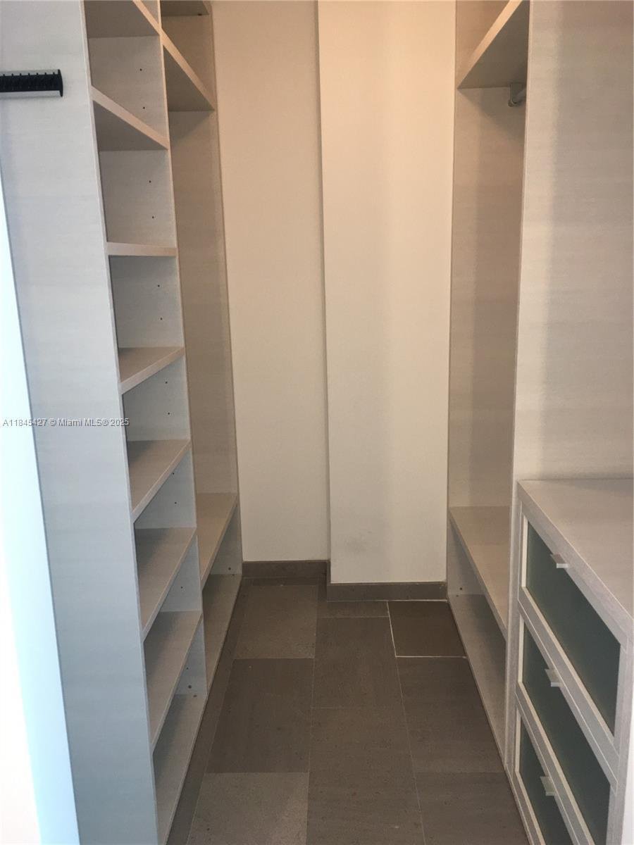 Condo in Miami, Florida, United States 3 - 16640324