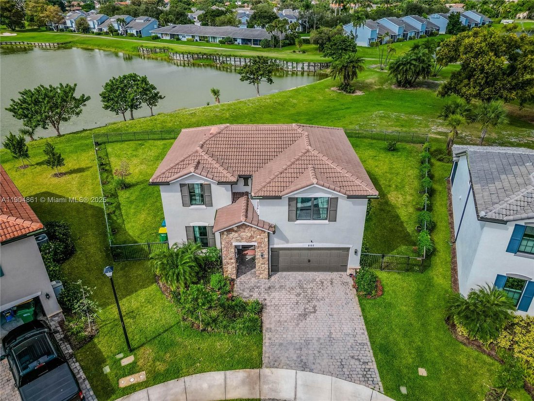 House in Coral Springs, Florida, United States 3 - 16638593