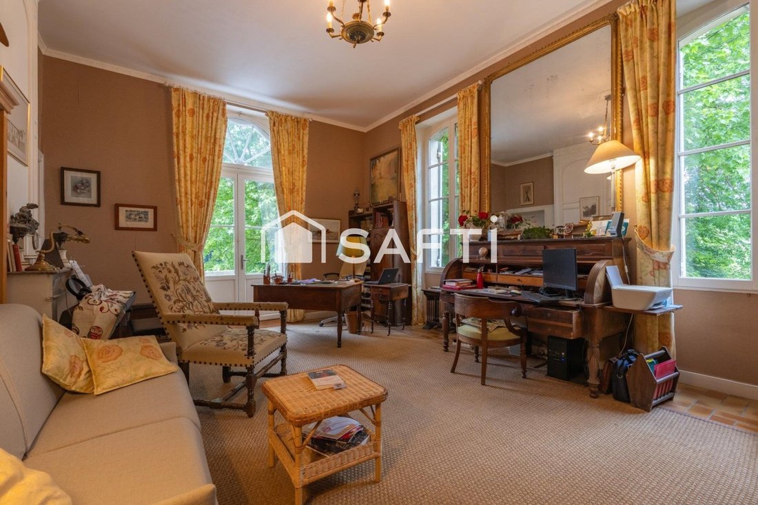 House in Pujols, Nouvelle-Aquitaine, France 4 - 16644724