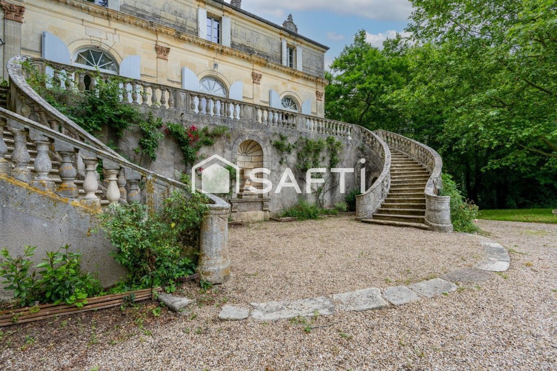House in Pujols, Nouvelle-Aquitaine, France 2 - 16644724