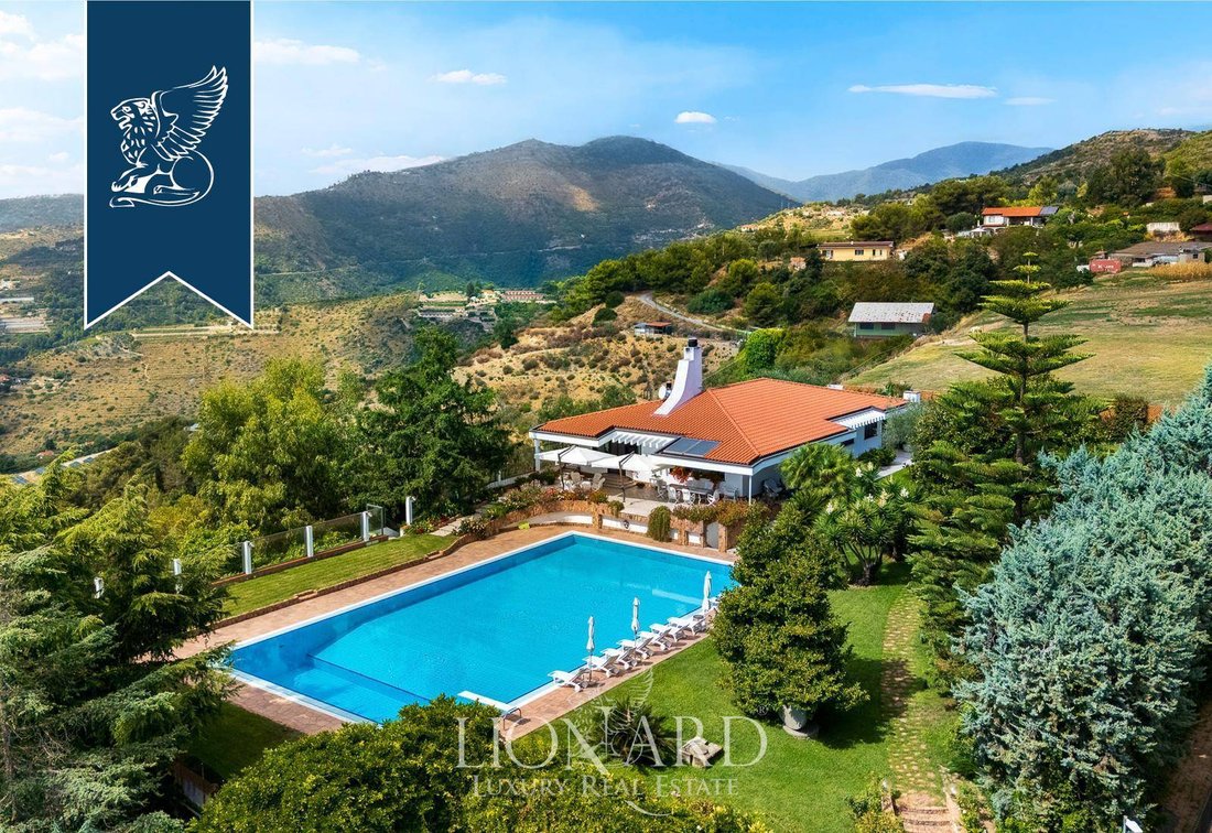 Villa a Periferia Nord, Sanremo, Liguria 1 - 16635014