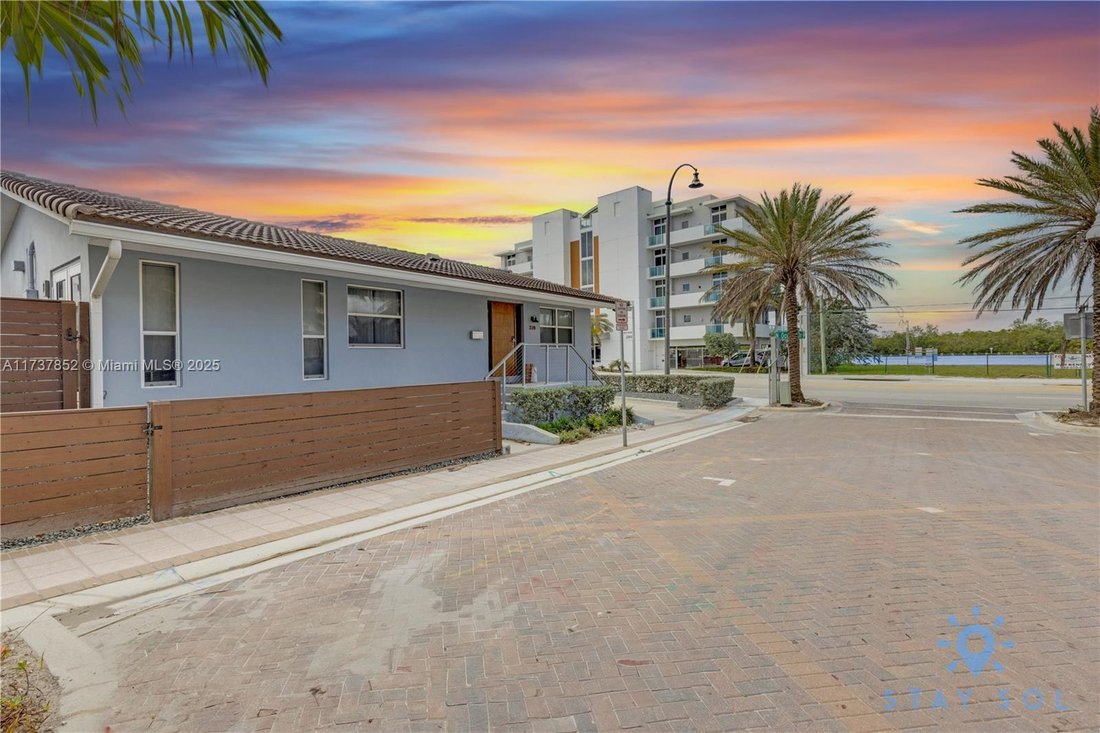 House in Hollywood, Florida, United States 3 - 16635707