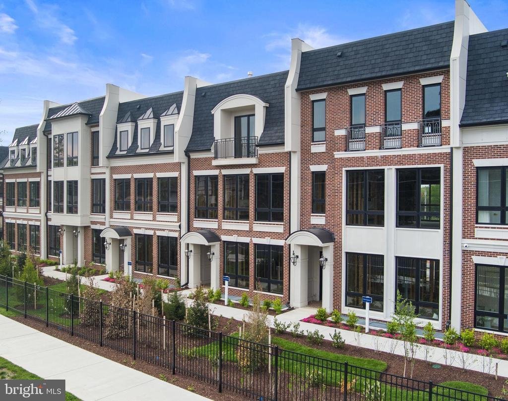 Townhouse in McLean, Virginia, United States 2 - 16403406