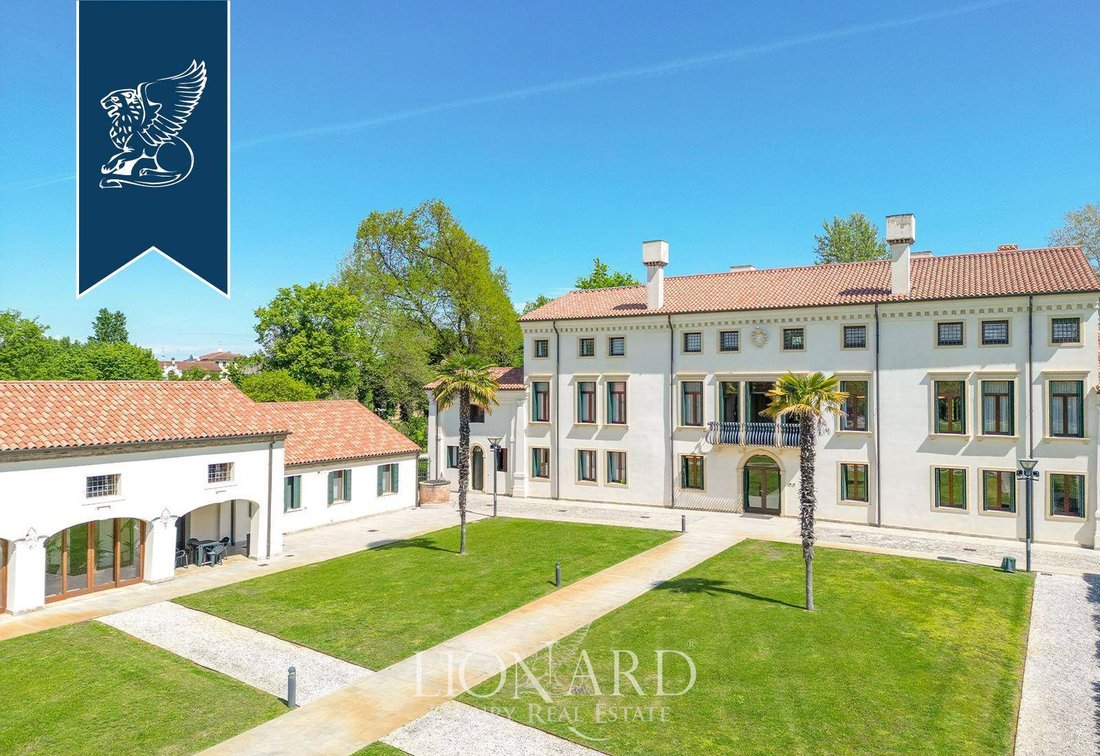 Villa in Rubano, Veneto, Italy 4 - 16634870