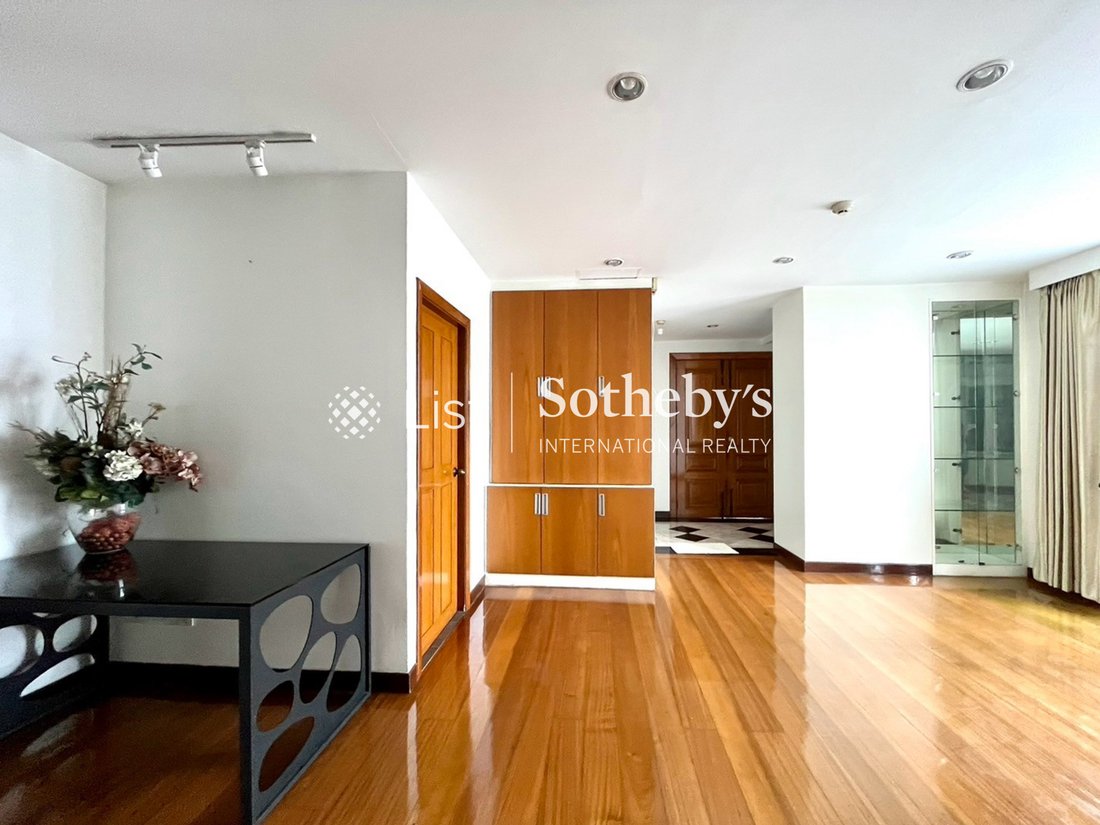 House in Bangkok, Krung Thep Maha Nakhon, Thailand 2 - 16648271