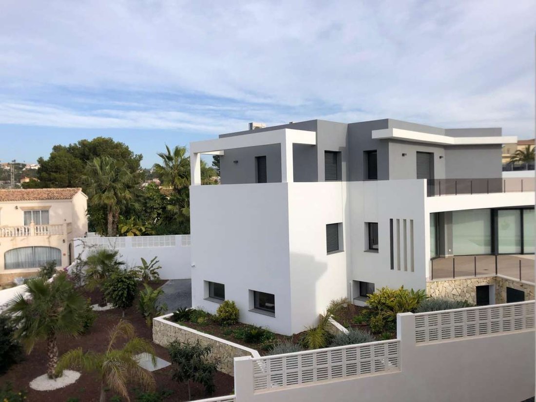 House in Calp / Calpe, Valencian Community, Spain 3 - 16644111