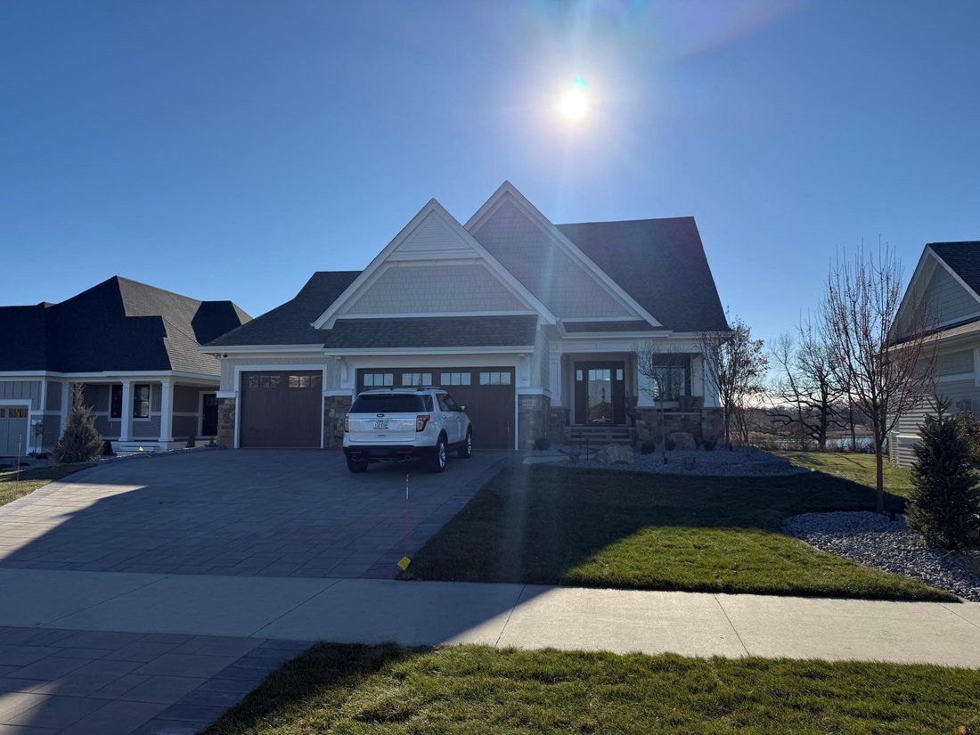 House in Chaska, Minnesota, United States 1 - 16648029