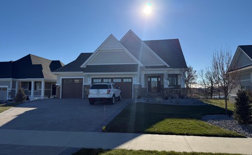 House in Chaska, Minnesota, United States 1
