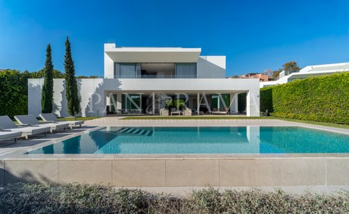 Villa in Golden Mile, Andalusia, Spain 1