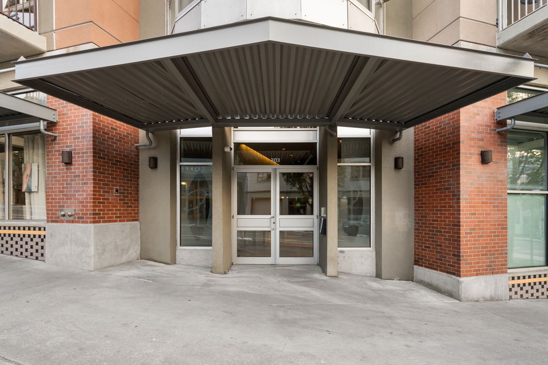 Condo in Seattle, Washington, United States 2 - 16624881